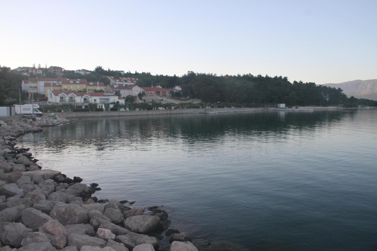 Apartments Klaudija Čižići Εξωτερικό φωτογραφία